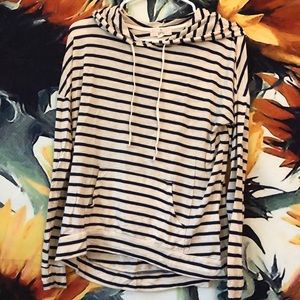 Pink Republic light sweatshirt